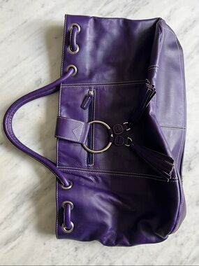 Soprano Purple Leather Shoulder Tote with Tassel Ring